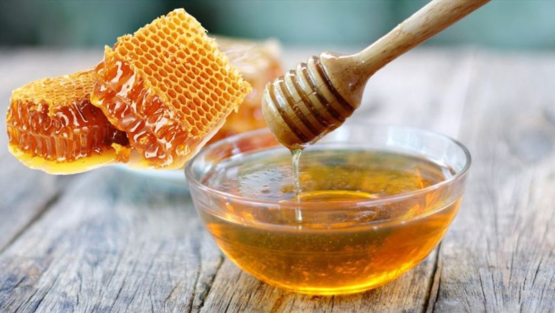 Mật ong giúp chữa viêm tai giữa cho bé hiệu quả và an toàn
